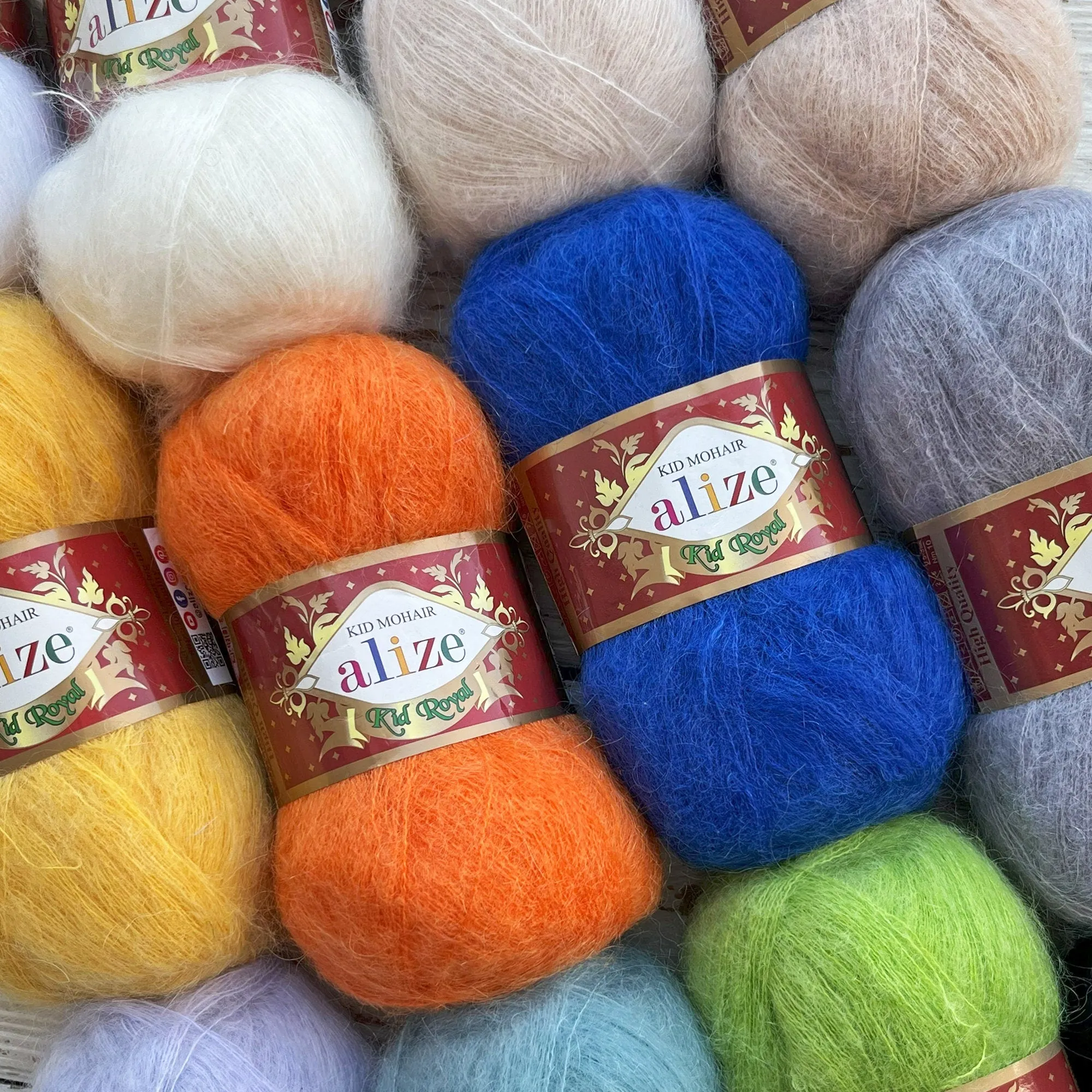 Alize Kid Royal, 16 Colors, 1.76 oz / 547 yards