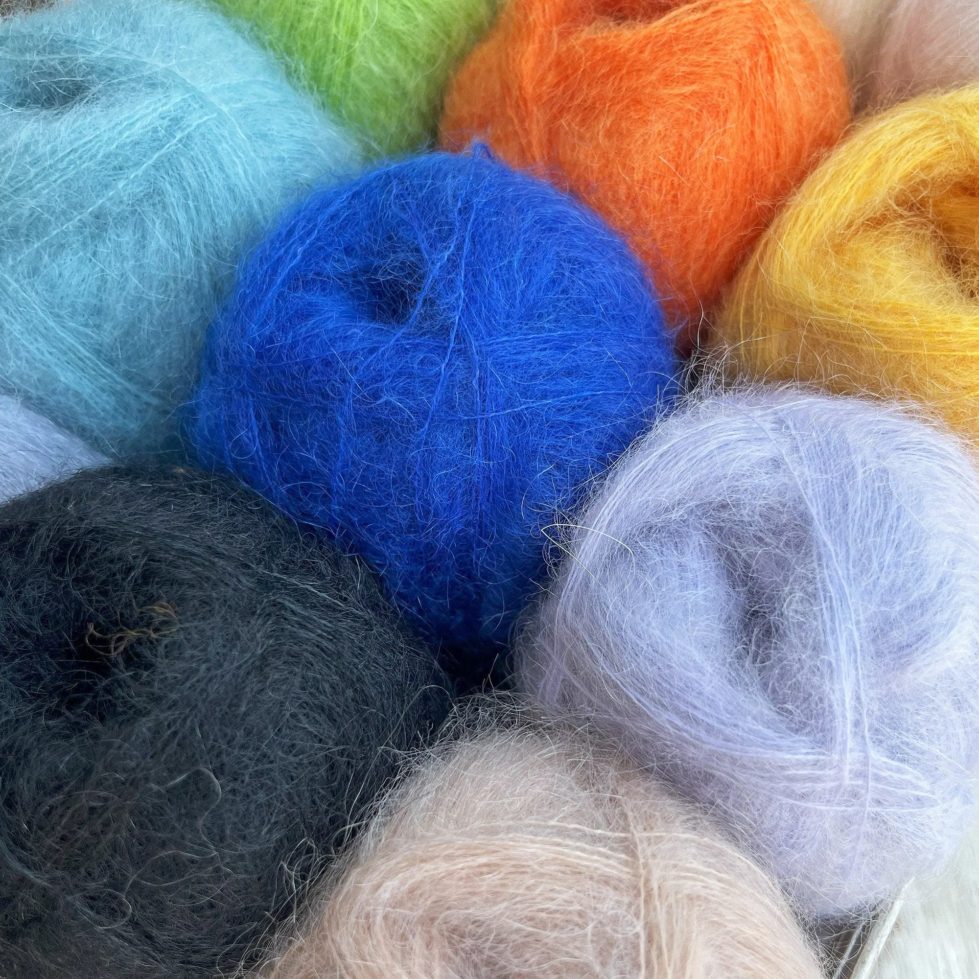Alize Kid Royal, 16 Colors, 1.76 oz / 547 yards