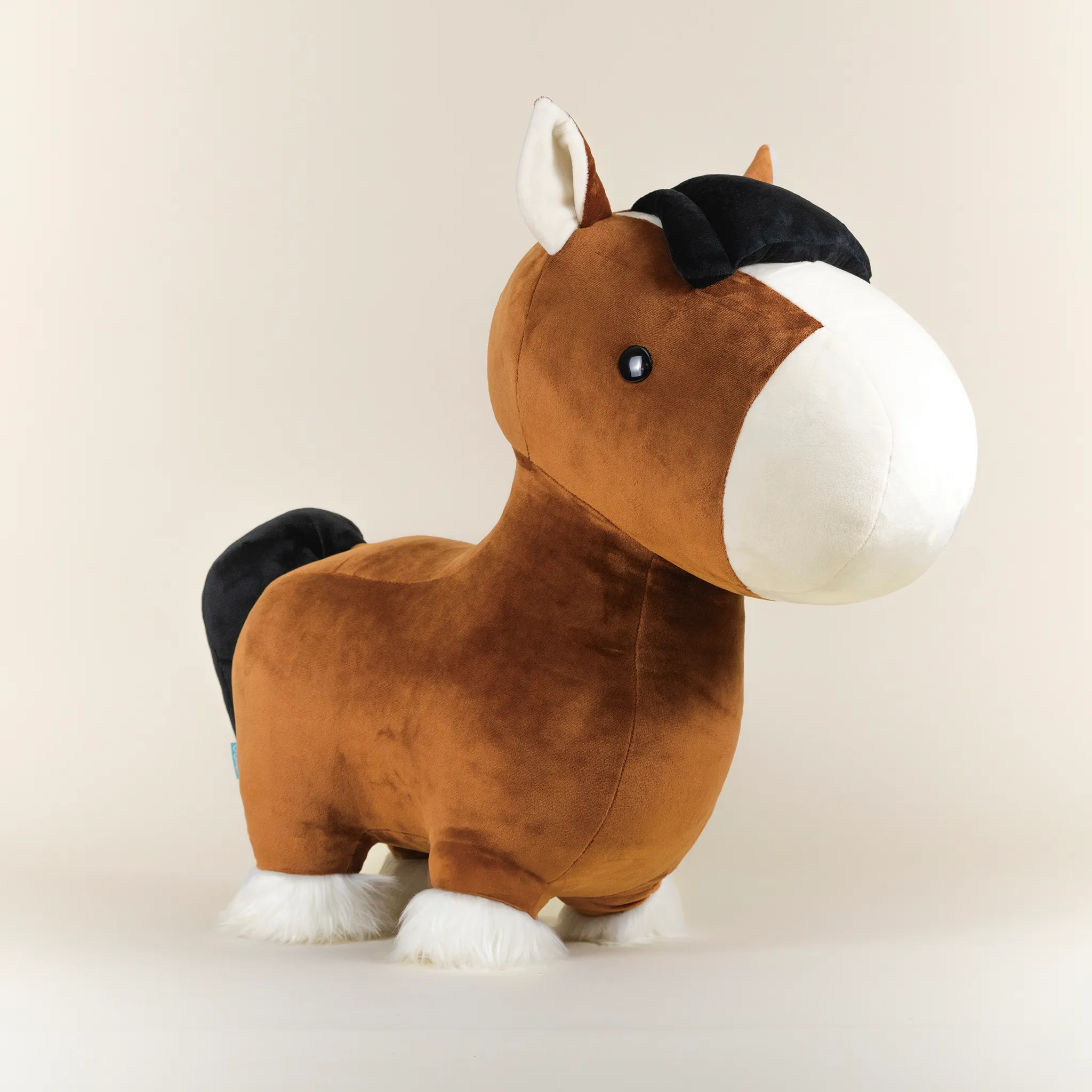 Giant Clydesdale the Horsi
