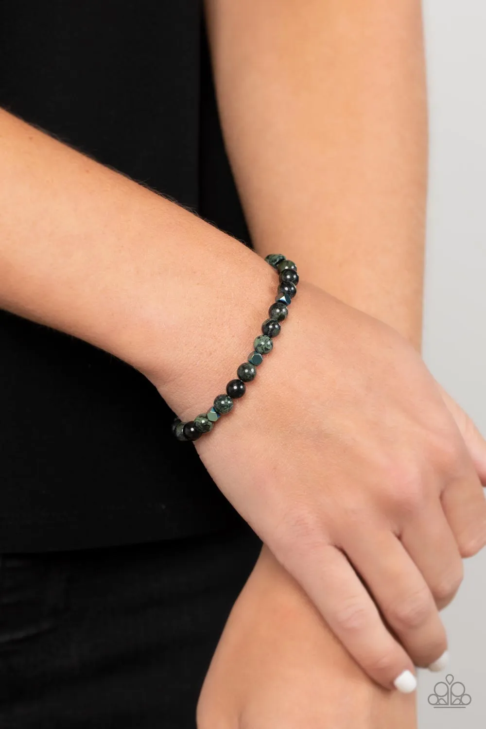 Interstellar Solitude - Green Paparazzi Bracelet