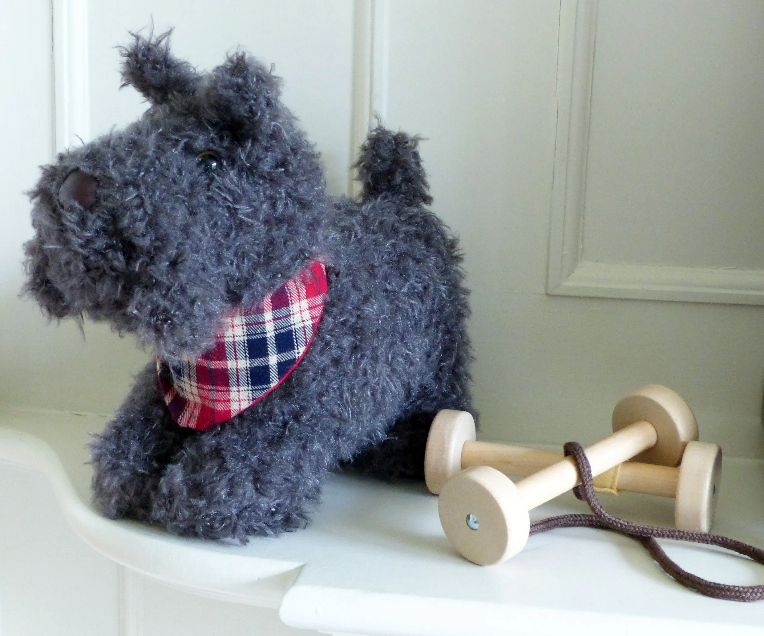 Scottie Dog Pull Along by Little Bird Told Me